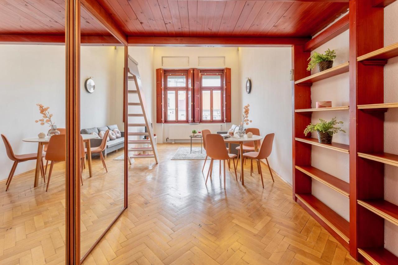 Appartement Elizabeth'S Treasure Deluxe à Budapest Extérieur photo