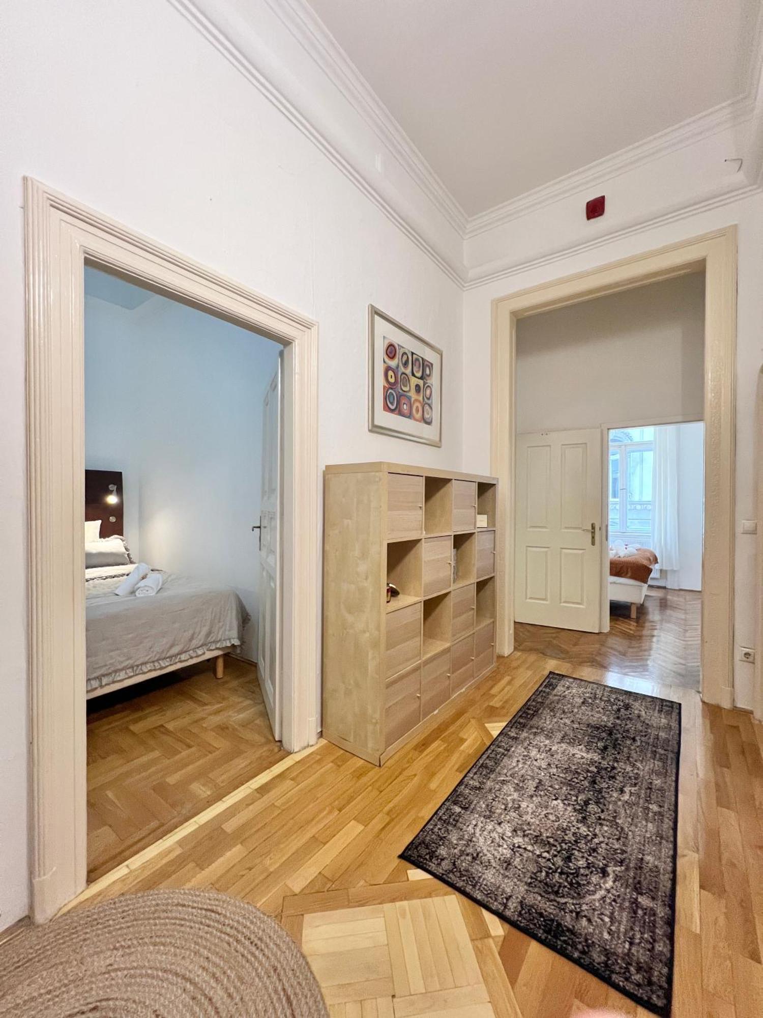 Appartement Elizabeth'S Treasure Deluxe à Budapest Extérieur photo